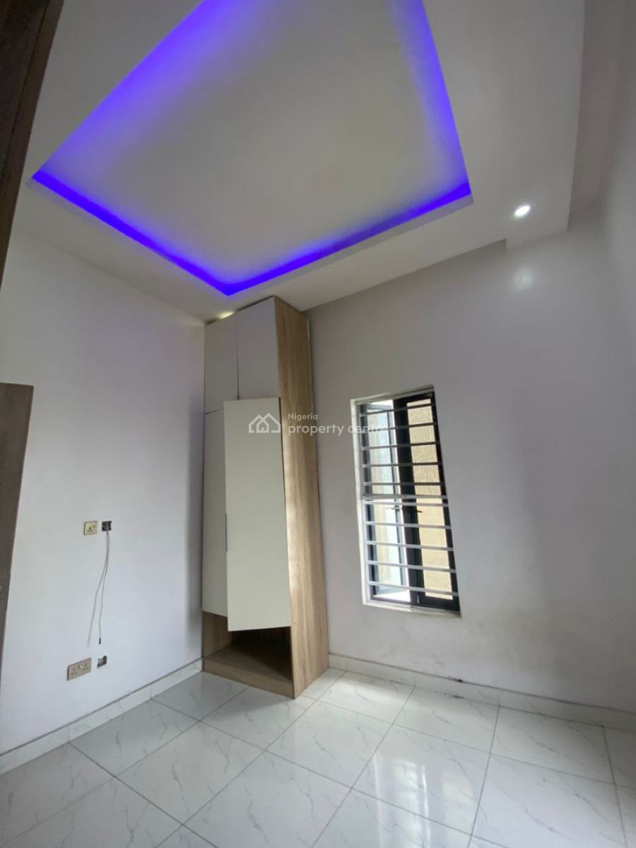 a Luxury 4 Bedroom Semidetached Duplex in a Secured Estate in Chevron, Chevron, Lekki Phase 2, Lekki, Lagos, Semi-detached Bungalow for Rent