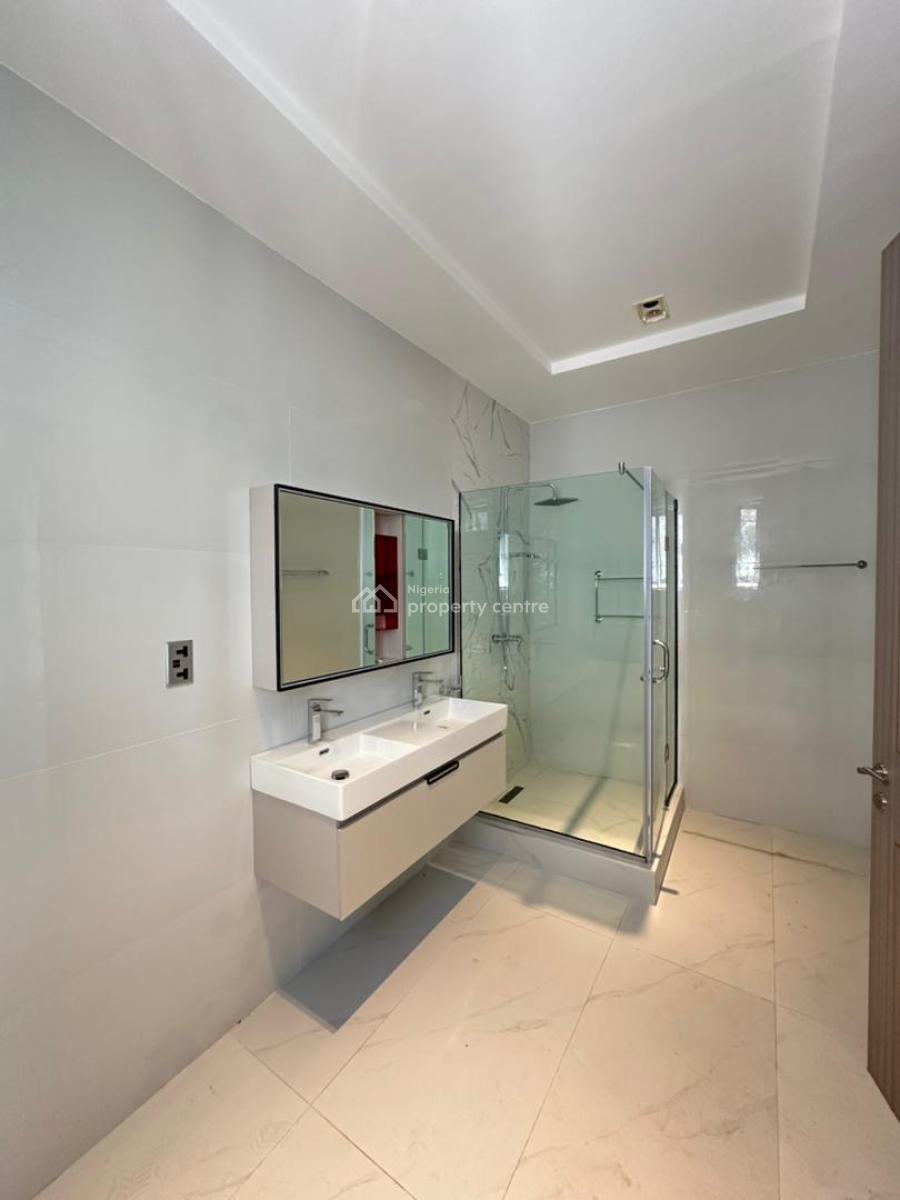 Luxurious 5 Bedroom Fully Detached with a Swimming Pool, Lekki Phase 1, Lekki, Lagos, Detached Duplex for Sale