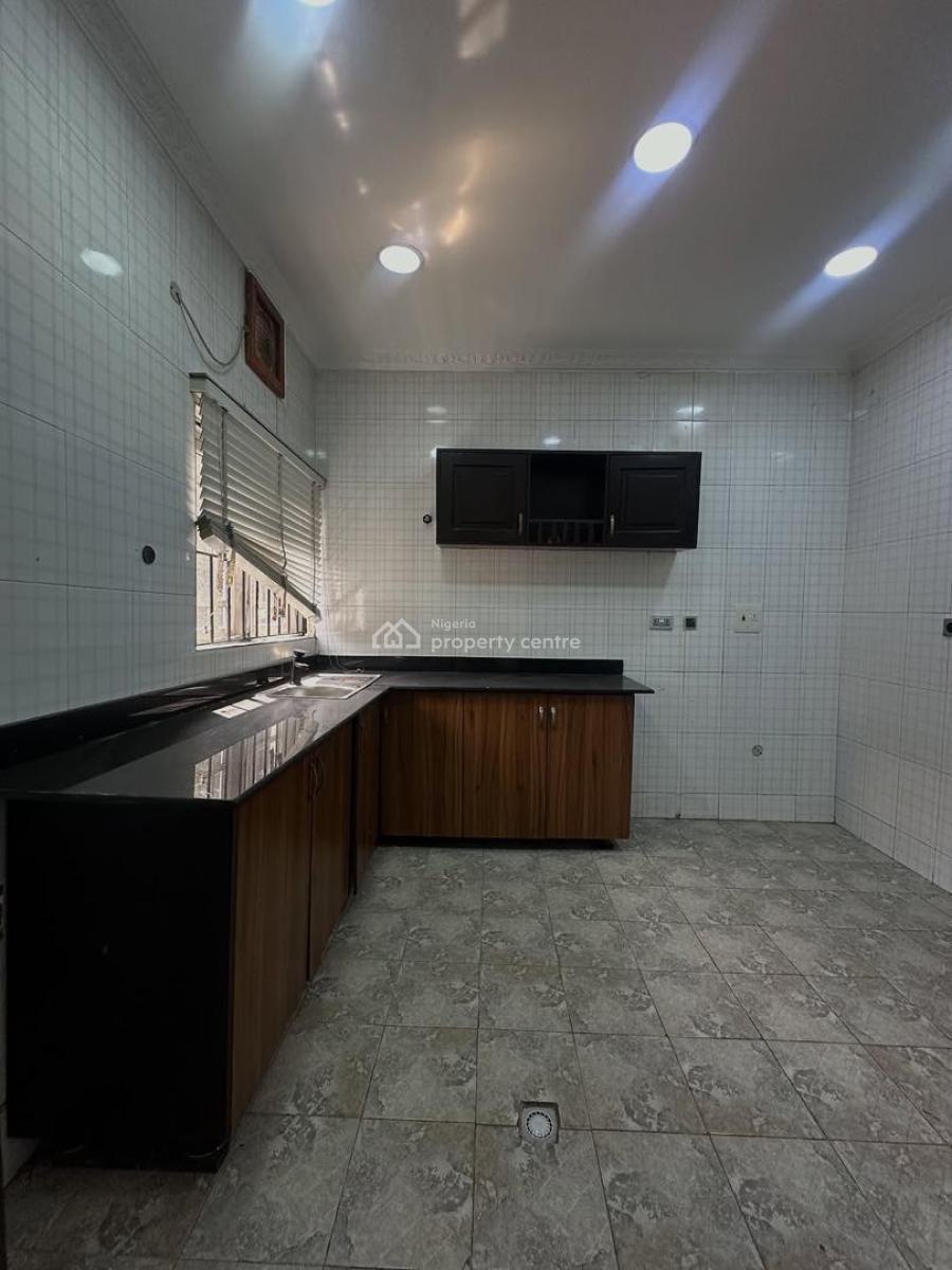 𝟑 𝐔𝐍𝐈𝐓𝐒 𝐎𝐅 𝟐-𝐁𝐄𝐃𝐑𝐎𝐎𝐌 𝐀𝐏𝐀𝐑𝐓𝐌ent, Lekki Phase 1, Lekki, Lagos, Flat / Apartment for Rent