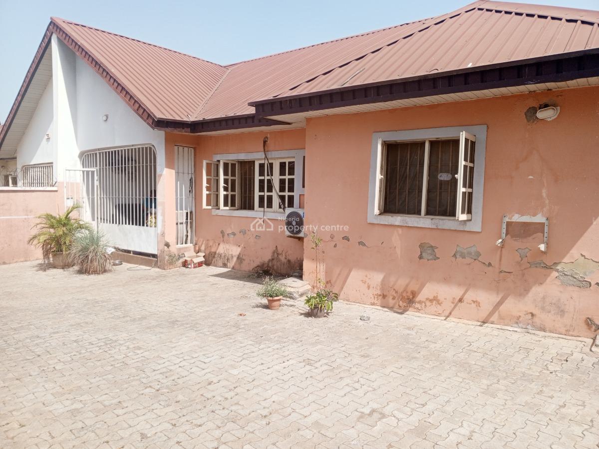 3 Bedroom Semi Detached Bungalow, Lokogoma District, Abuja, Detached Bungalow for Sale