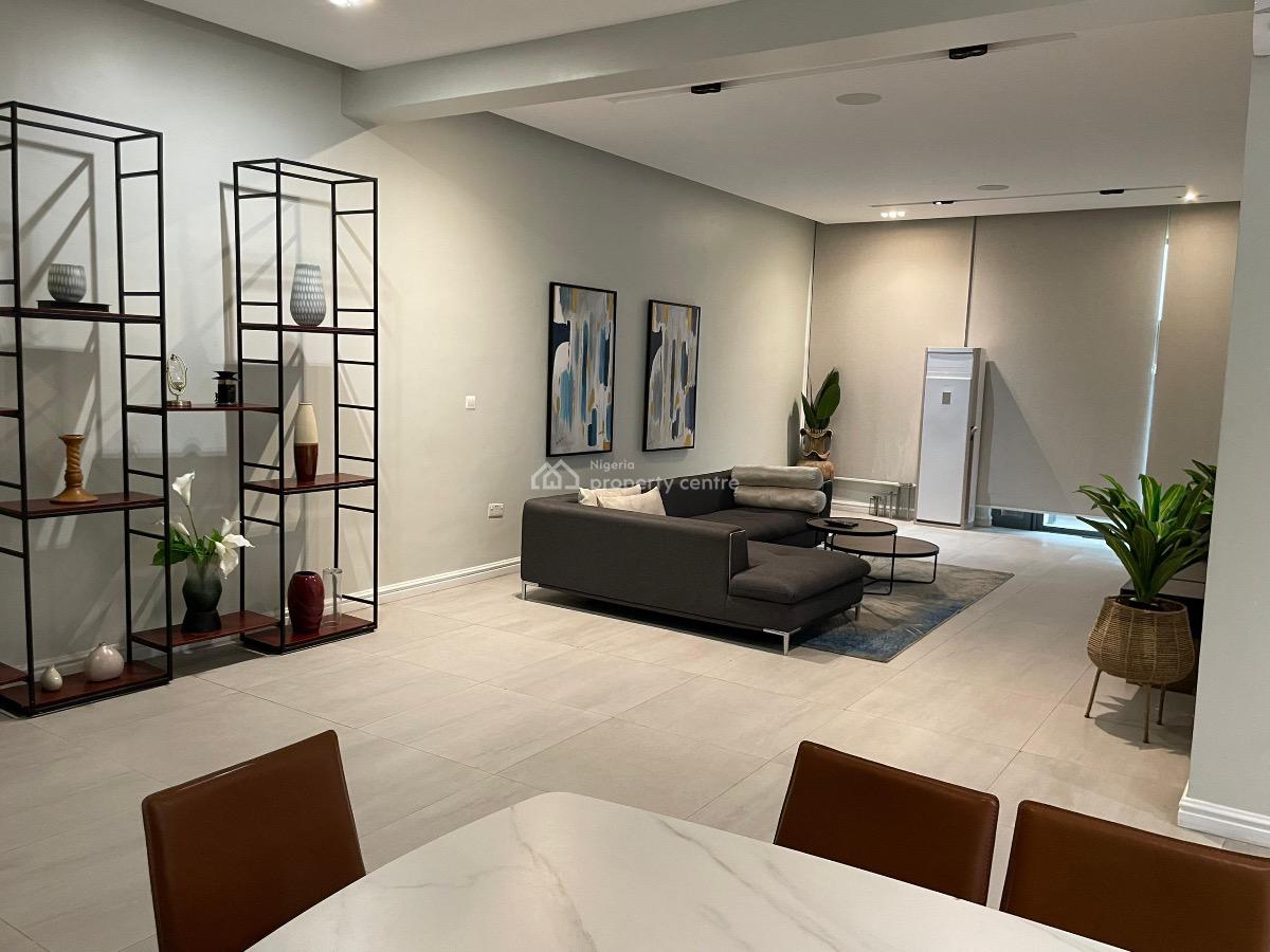 Cozy and Spacious Luxury 2bedroom with Snooker Table, Swimming Pool, Lekki, Lagos, Flat / Apartment Short Let