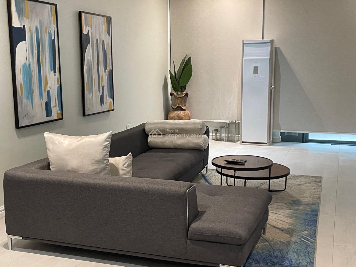 Cozy and Spacious Luxury 2bedroom with Snooker Table, Swimming Pool, Lekki, Lagos, Flat / Apartment Short Let