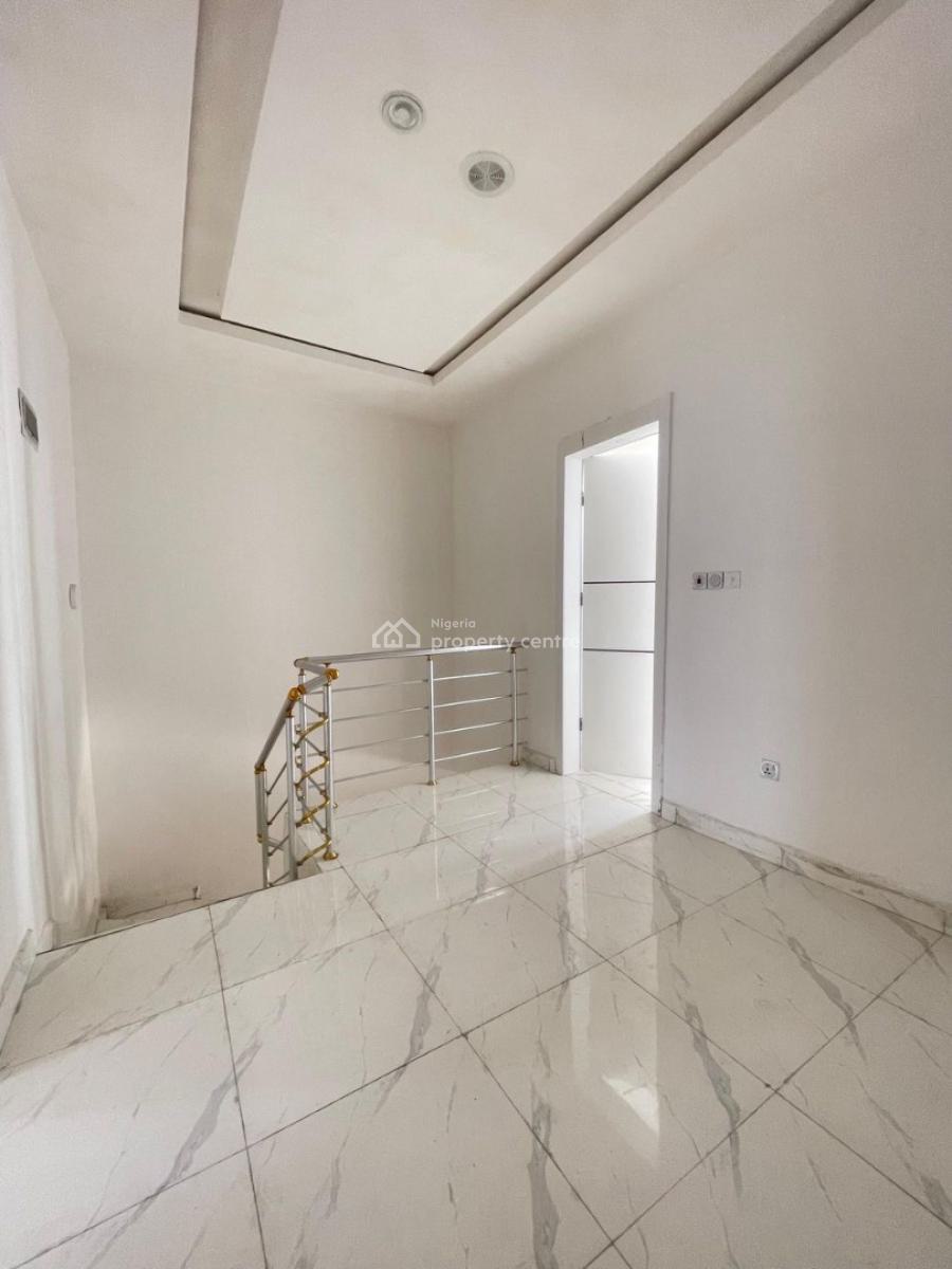 Luxury  3 Bedroom Terrace Duplex, Ikota, Lekki, Lagos, Terraced Duplex for Sale