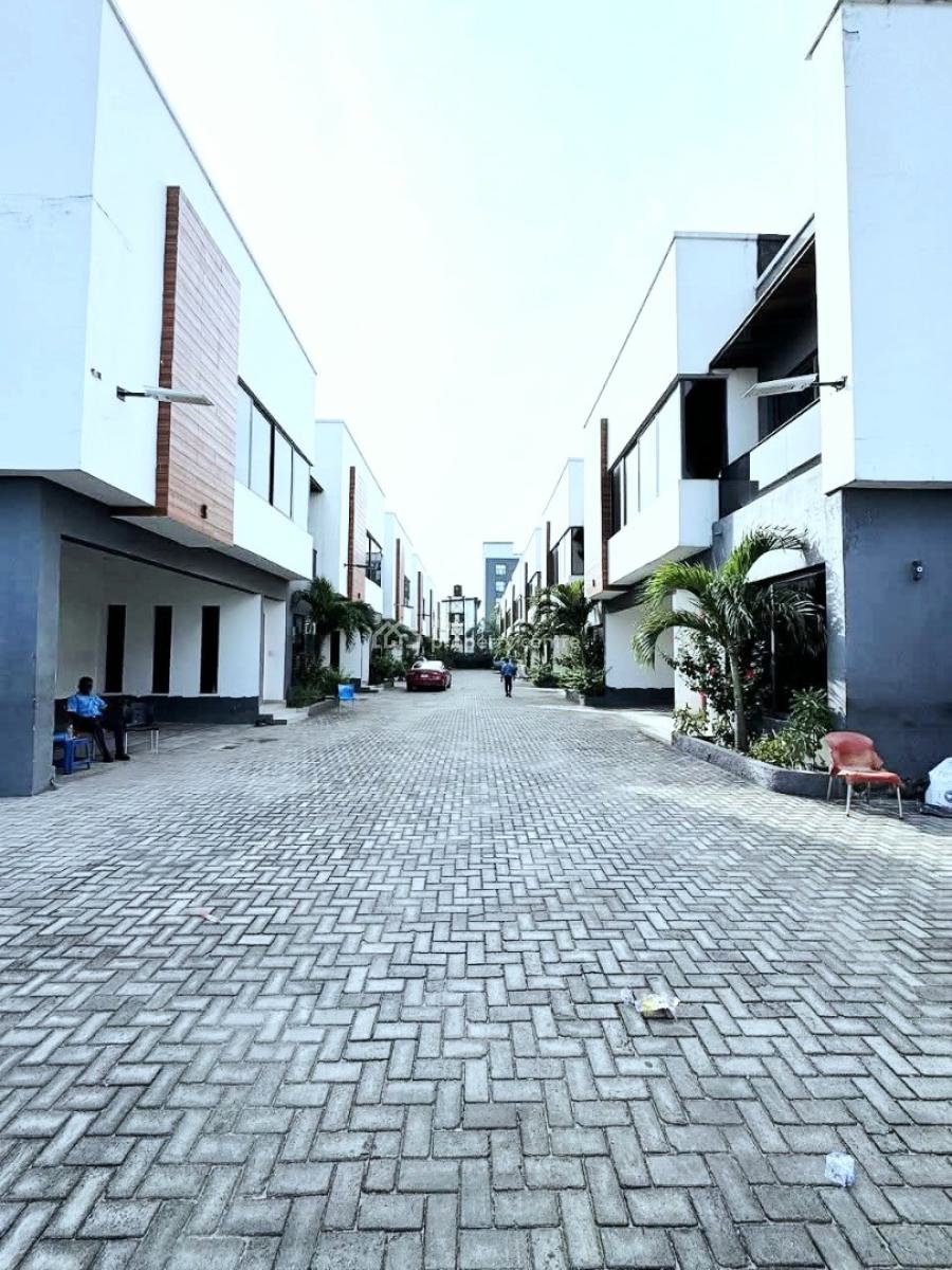 4 Bedroom Duplex, Osapa, Lekki, Lagos, Terraced Duplex for Rent