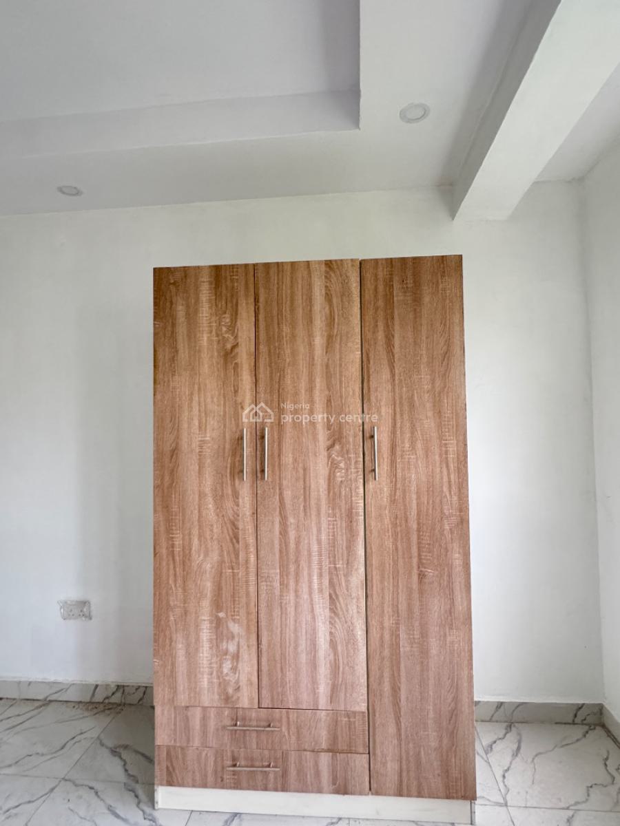 Standard 4 Bed Terrace Duplex in a Well Guarded Estate, Surulere, Surulere, Lagos, Terraced Duplex for Sale