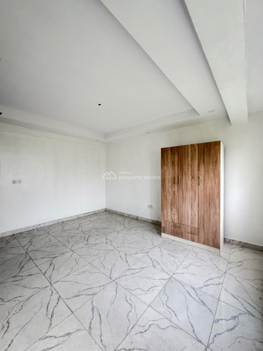 Standard 4 Bed Terrace Duplex in a Well Guarded Estate, Surulere, Surulere, Lagos, Terraced Duplex for Sale