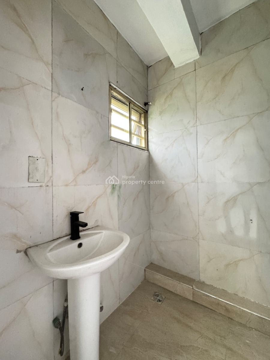 Standard 4 Bed Terrace Duplex in a Well Guarded Estate, Surulere, Surulere, Lagos, Terraced Duplex for Sale