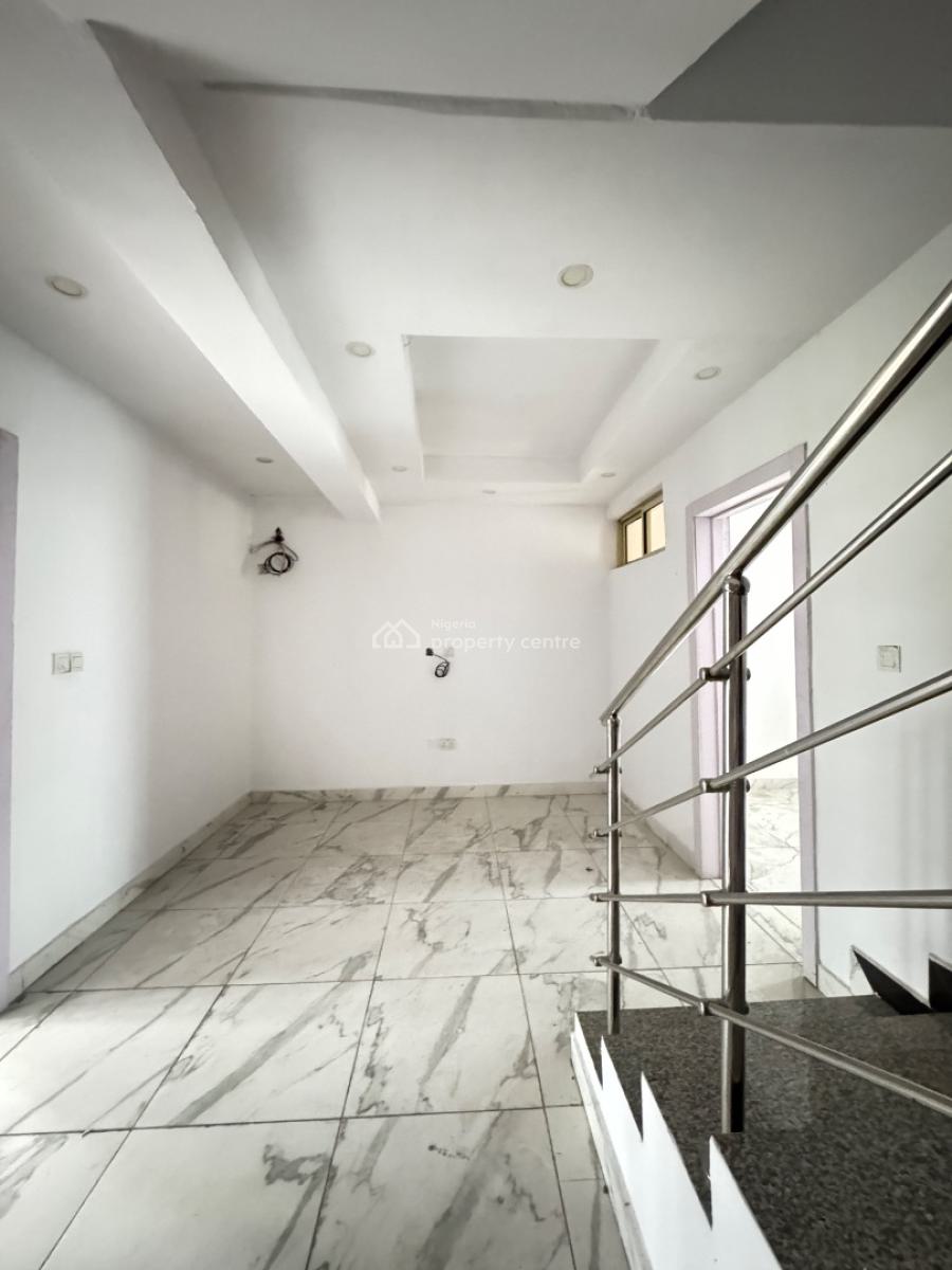 Standard 4 Bed Terrace Duplex in a Well Guarded Estate, Surulere, Surulere, Lagos, Terraced Duplex for Sale