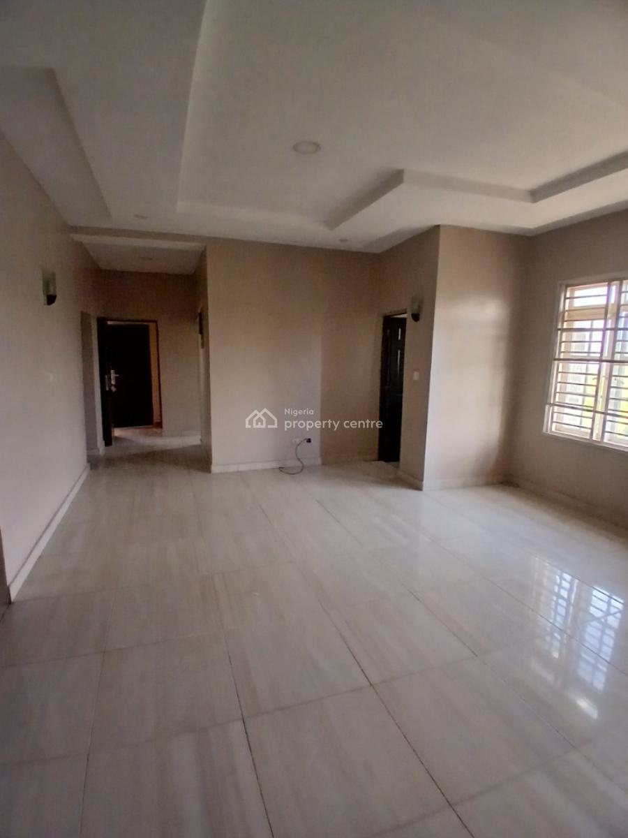 Spacious 3 Bedrooms Flat, Lento Aluminum, Life Camp, Abuja, Flat / Apartment for Rent