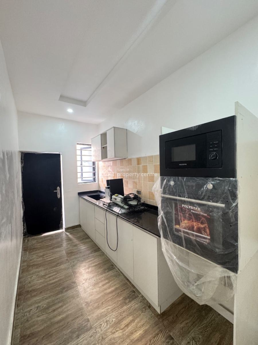 2 Bedroom Apartment, Ologolo, Lekki, Lagos, Flat / Apartment for Sale