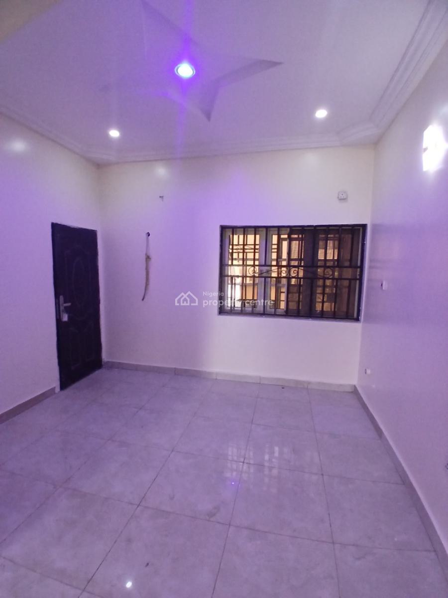 Spacious 3 Bedrooms Flat, Lento Aluminum, Life Camp, Abuja, Flat / Apartment for Rent
