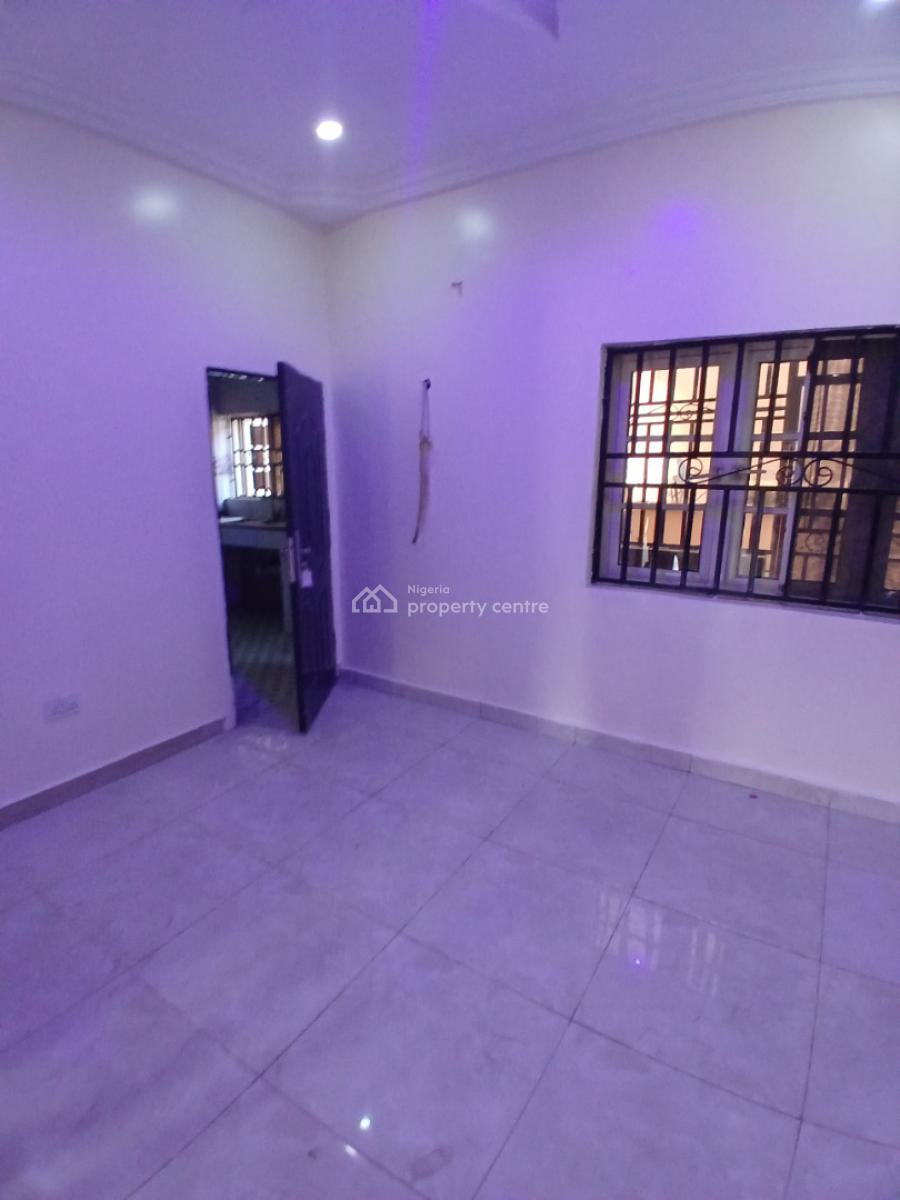 Spacious 3 Bedrooms Flat, Lento Aluminum, Life Camp, Abuja, Flat / Apartment for Rent