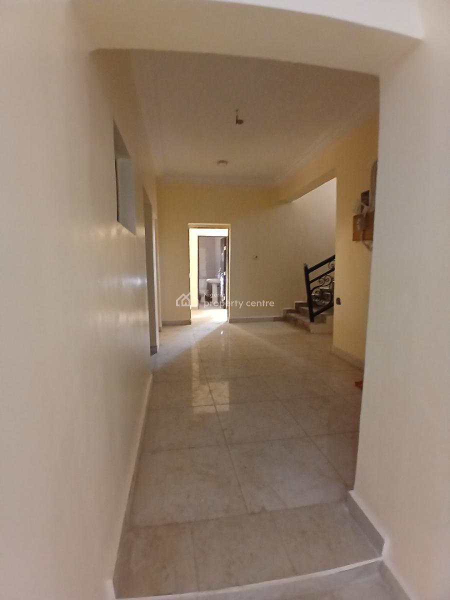 Spacious 3 Bedrooms Flat, Lento Aluminum, Life Camp, Abuja, Flat / Apartment for Rent
