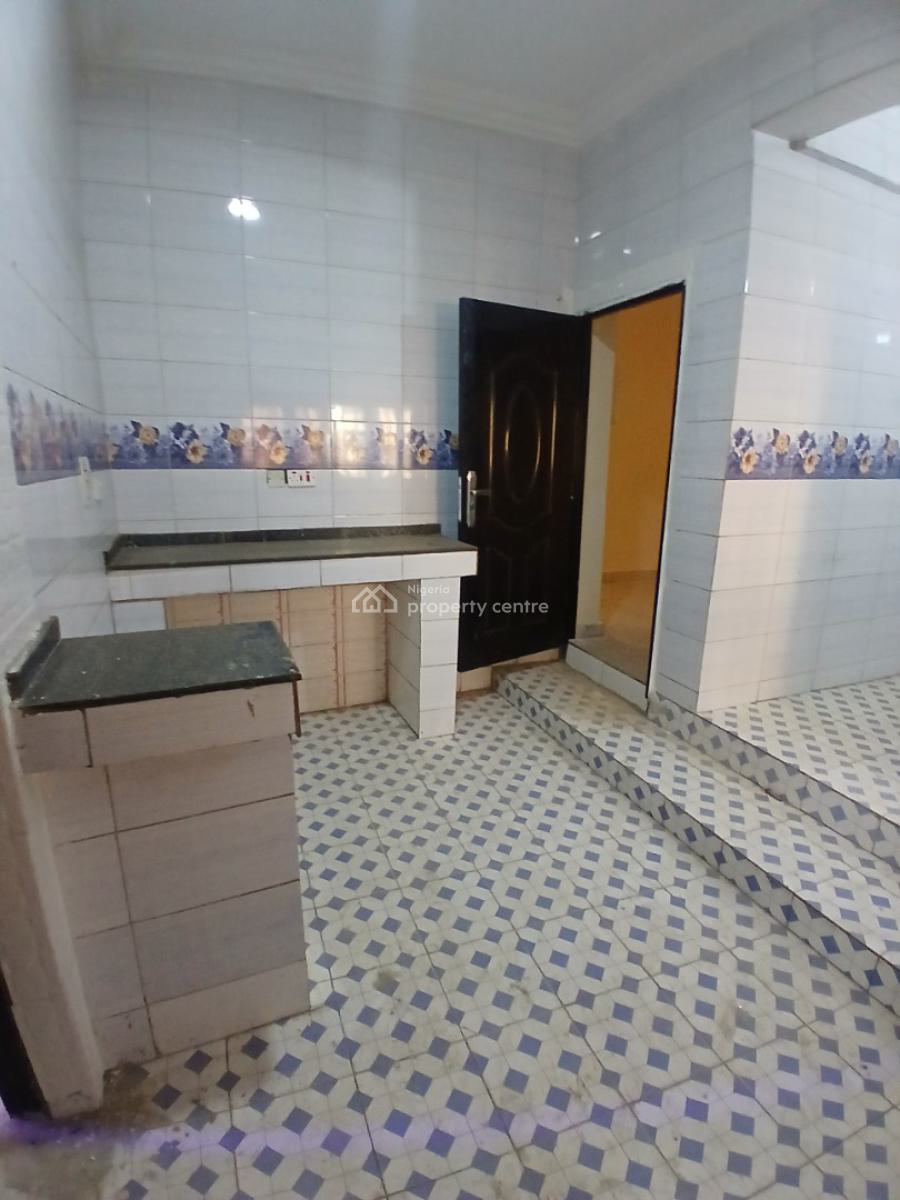 Spacious 3 Bedrooms Flat, Lento Aluminum, Life Camp, Abuja, Flat / Apartment for Rent