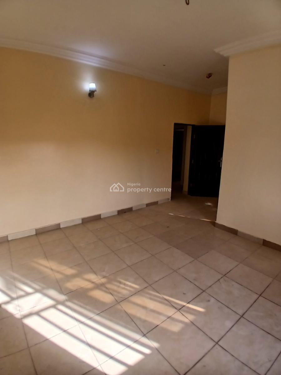 Spacious 3 Bedrooms Flat, Lento Aluminum, Life Camp, Abuja, Flat / Apartment for Rent