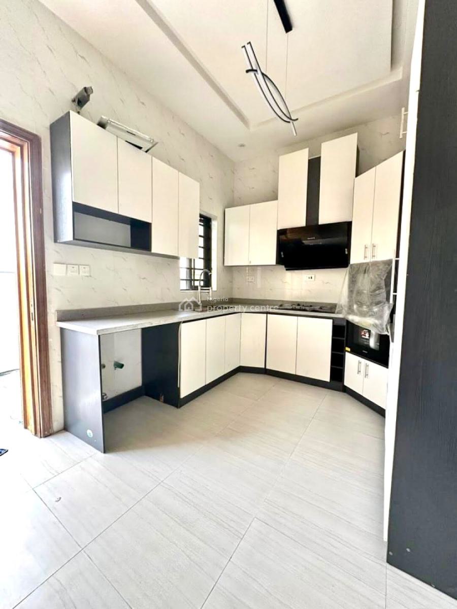 4 Bedroom Semi Detached Duplex with a Ba, Orchid Road, Lekki, Lagos, Semi-detached Duplex for Rent