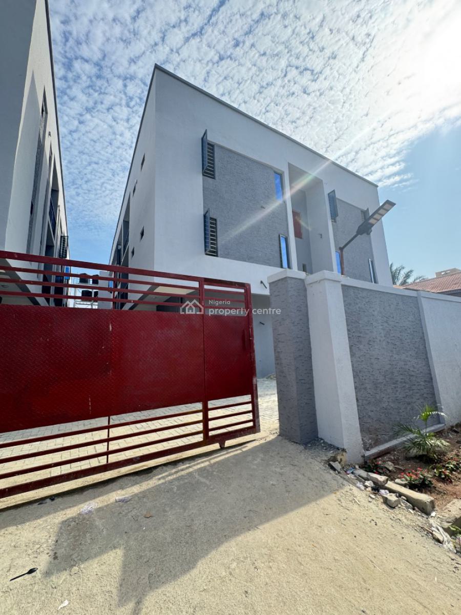 1 Bedroom Apartment, Ologolo, Lekki, Lagos, Mini Flat (room and Parlour) for Sale