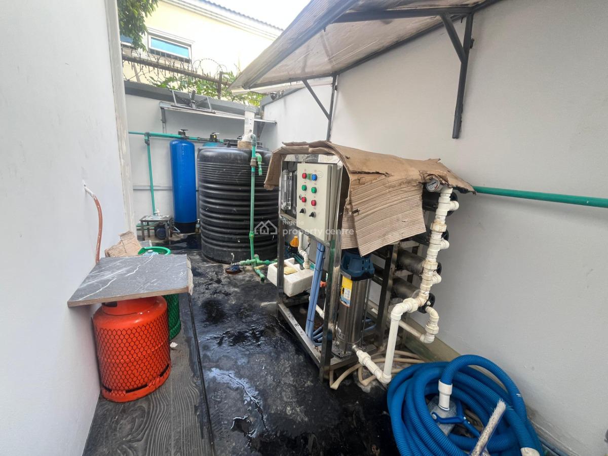 5 Bedroom Luxury House + Pool + Cinema, Off Admiralty Road, Lekki Phase 1, Lekki, Lagos, Detached Duplex for Sale