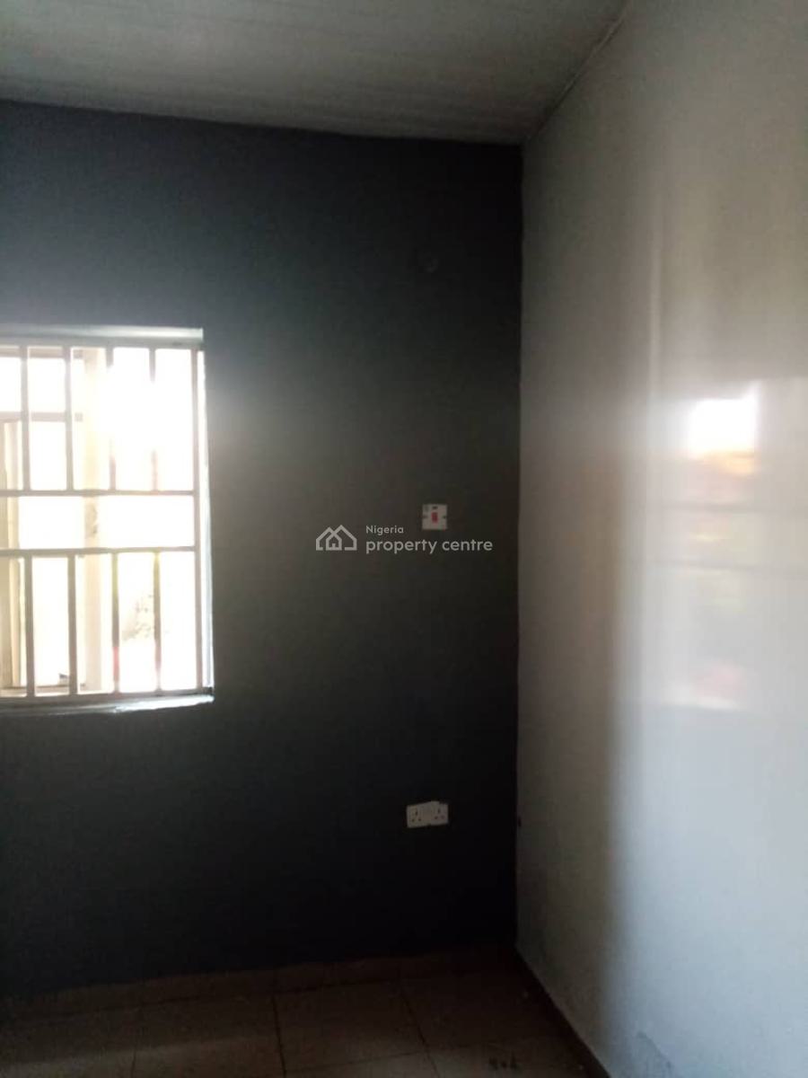 Two Bedrooms Flat, Elemoro Palace Road, Bogije, Ibeju Lekki, Lagos, House for Rent