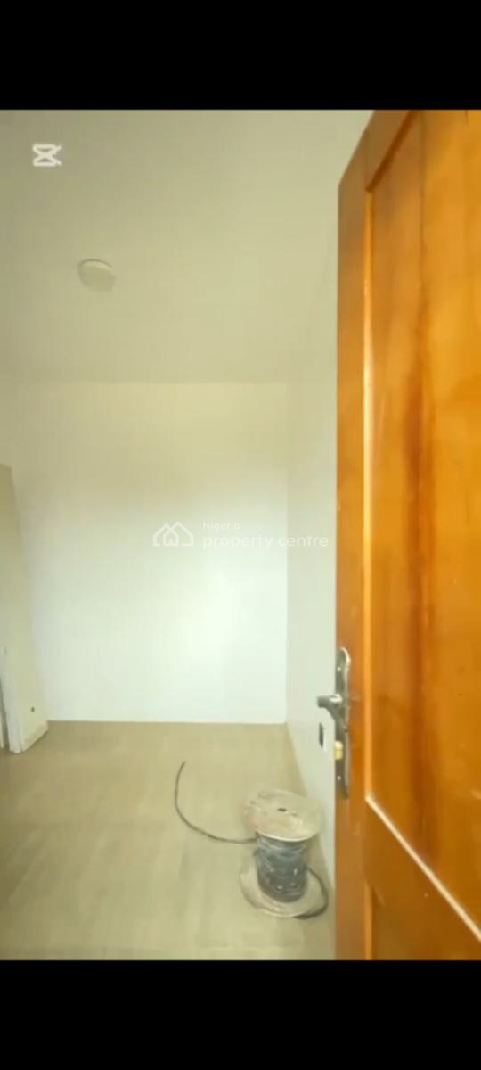 Brand New Fully Serviced 3bedroom Apartment with Bq, Lekki Phase 1, Lekki, Lagos, Flat / Apartment for Rent