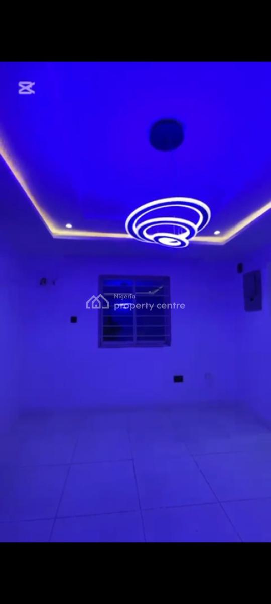 Brand New Fully Serviced 3bedroom Apartment with Bq, Lekki Phase 1, Lekki, Lagos, Flat / Apartment for Rent