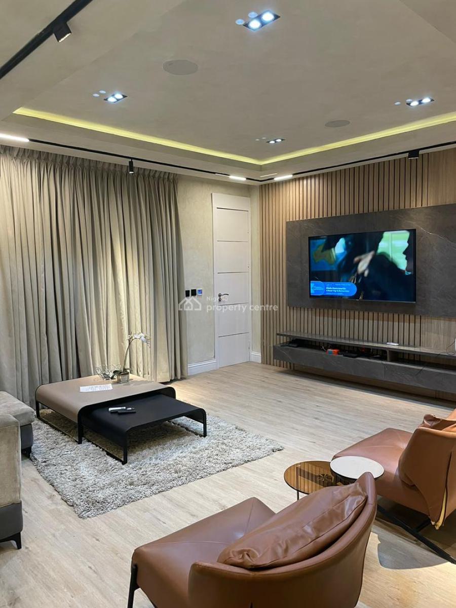 New City View 2 Bedroom Apartment with Swimming Pool & Gym, Lekki Phase 1, Lekki, Lagos, Flat / Apartment Short Let