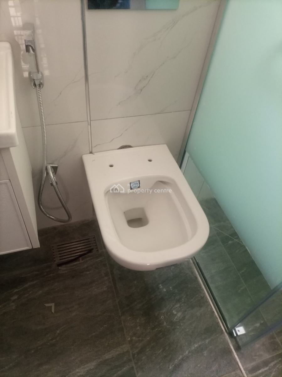 Exquisitely Furnished Three(3) Bed with Mini Maid Room @aiben Est., Aiben Estate, Aco District. Airport Road Abuja, Lugbe District, Abuja, Flat / Apartment for Rent