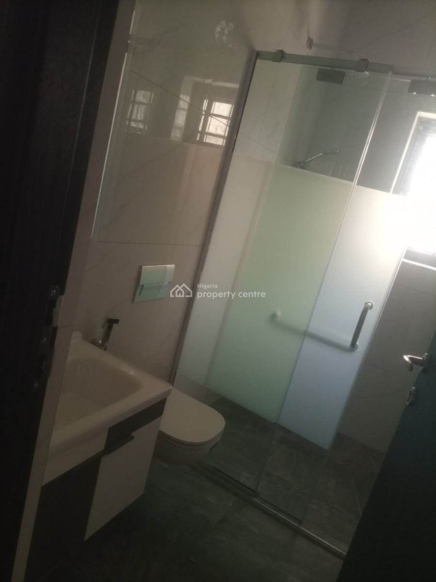 Exquisitely Furnished Three(3) Bed with Mini Maid Room @aiben Est., Aiben Estate, Aco District. Airport Road Abuja, Lugbe District, Abuja, Flat / Apartment for Rent