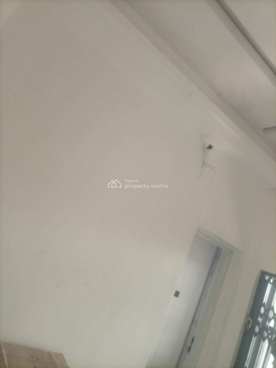 Exquisitely Furnished Three(3) Bed with Mini Maid Room @aiben Est., Aiben Estate, Aco District. Airport Road Abuja, Lugbe District, Abuja, Flat / Apartment for Rent