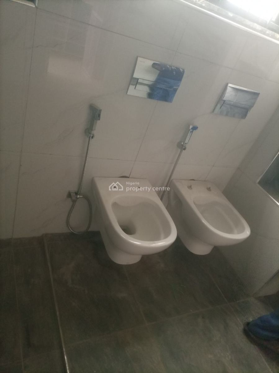 Exquisitely Furnished Three(3) Bed with Mini Maid Room @aiben Est., Aiben Estate, Aco District. Airport Road Abuja, Lugbe District, Abuja, Flat / Apartment for Rent