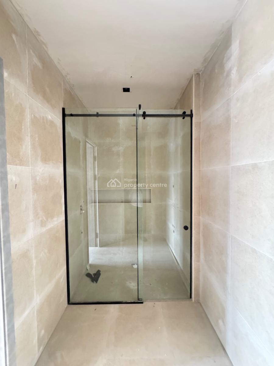 2 Bedroom Apartment, Lekki Phase 1, Lekki, Lagos, Flat / Apartment for Sale