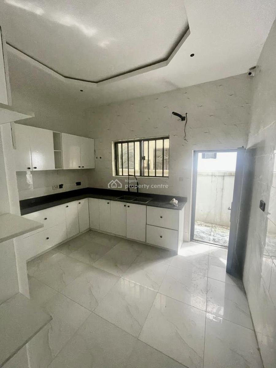 Distress Deal! Exquisite 4 Bedroom Fully Detached Duplex with Cinema, Orchid Lekki Serene, Secured and Beautiful Estate, Lekki, Lagos, Detached Duplex for Sale