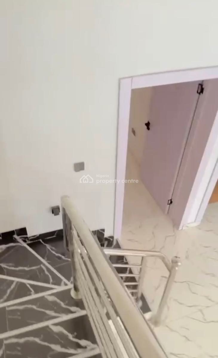 Luxury 4bedroom, Ikota, Lekki, Lagos, Terraced Duplex for Sale