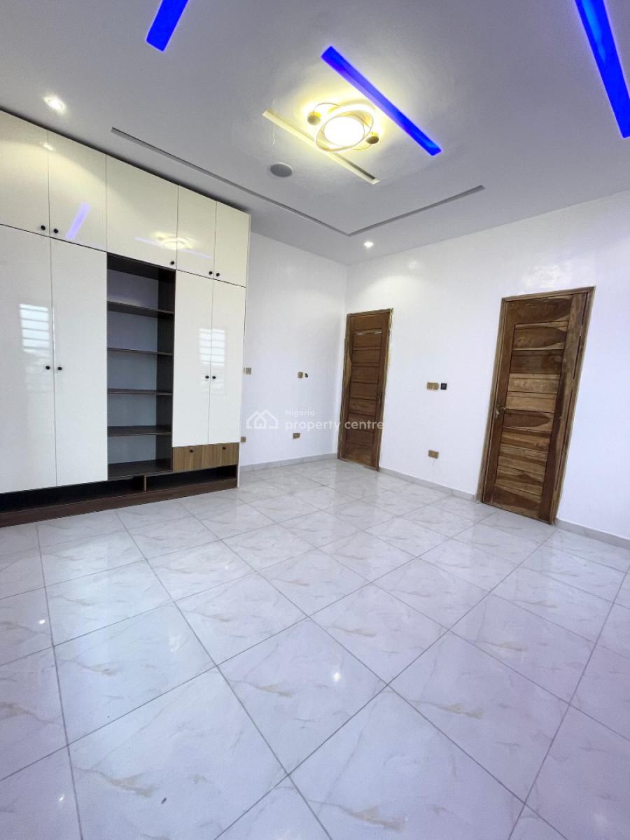 Beautiful 2bedroom Apartment., Agungi, Lekki, Lagos, Flat / Apartment for Sale