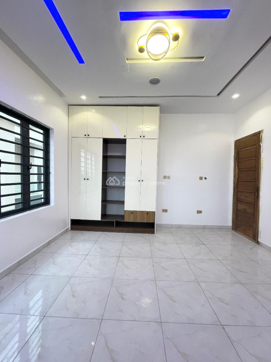 Beautiful 2bedroom Apartment., Agungi, Lekki, Lagos, Flat / Apartment for Sale