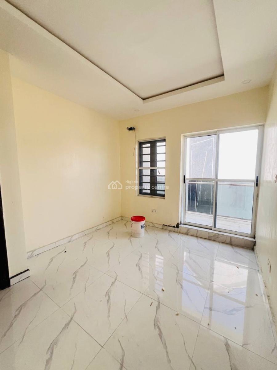 2 Bedroom Apartment, Ikota, Lekki, Lagos, Block of Flats for Sale