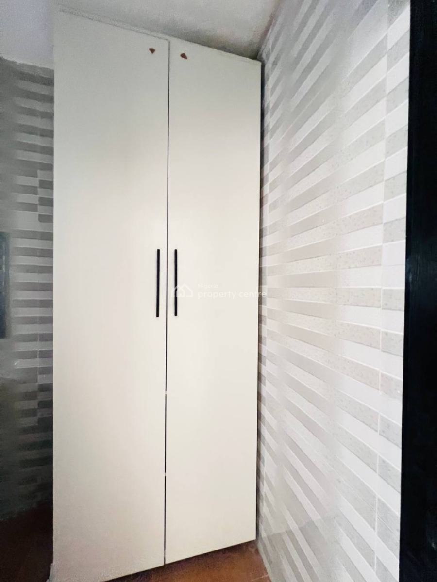 2 Bedroom Apartment, Ikota, Lekki, Lagos, Block of Flats for Sale