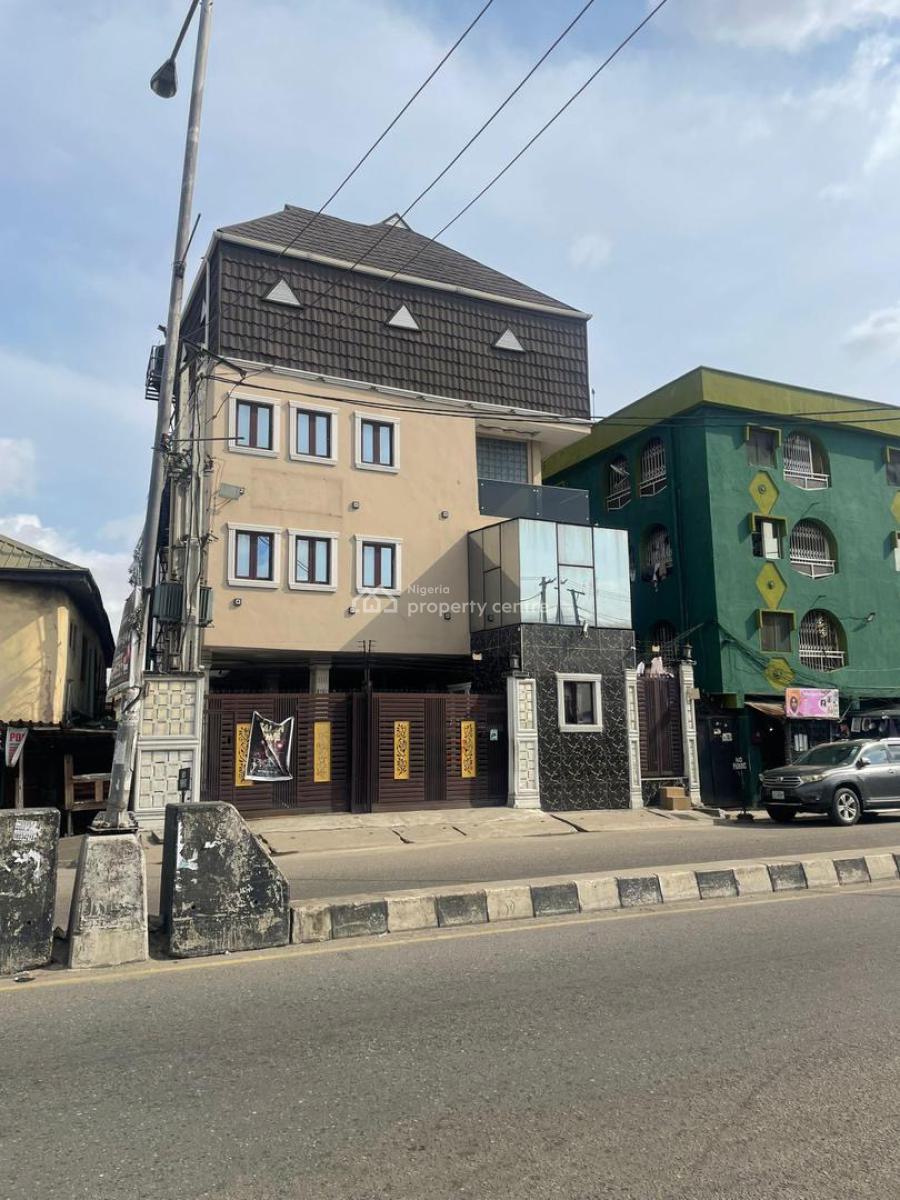 a Standard Hotel in a Well Organized Area with Large Amounts of Rooms, Located in a Well Secured Area in Itire-ikate, Ample Parking Space, Itire-ikate, Surulere, Lagos, Hotel / Guest House for Sale