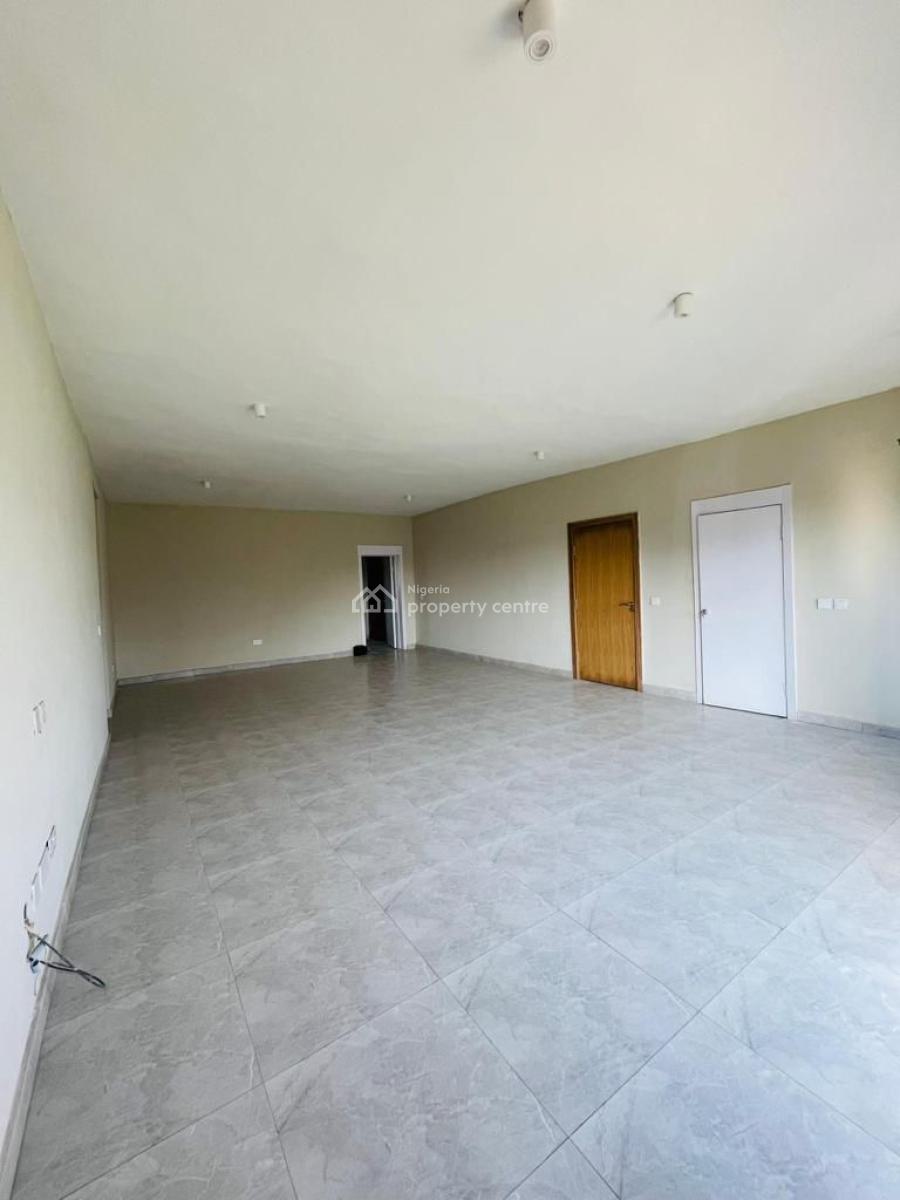 Beautifully Constructed 1/2/3 Bedroom Apartments with Gym House &, The Estate Comes with Gym House, Shopping Mall, Swimming Pool and So O, Surulere, Lagos, Flat / Apartment for Sale