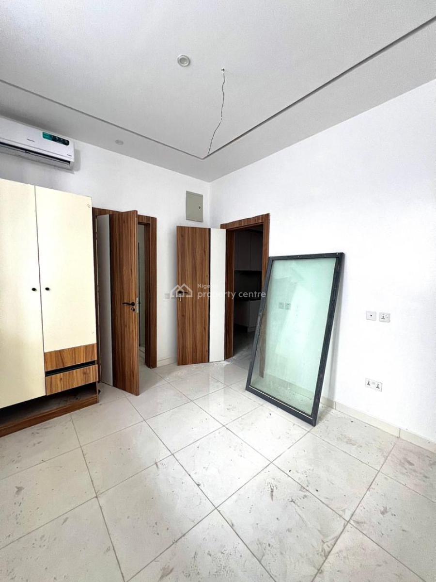 Spacious 2 Bedroom Apartment, Oniru, Victoria Island (vi), Lagos, Flat / Apartment for Sale