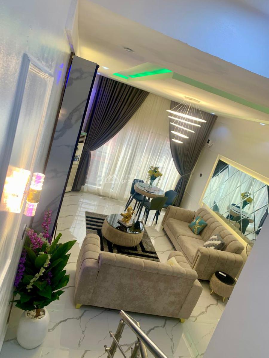 Exquisite Fully Furnished 3 Bedroom Duplex with Gym, Ikate, Lekki Phase 1, Lekki, Lagos, House Short Let