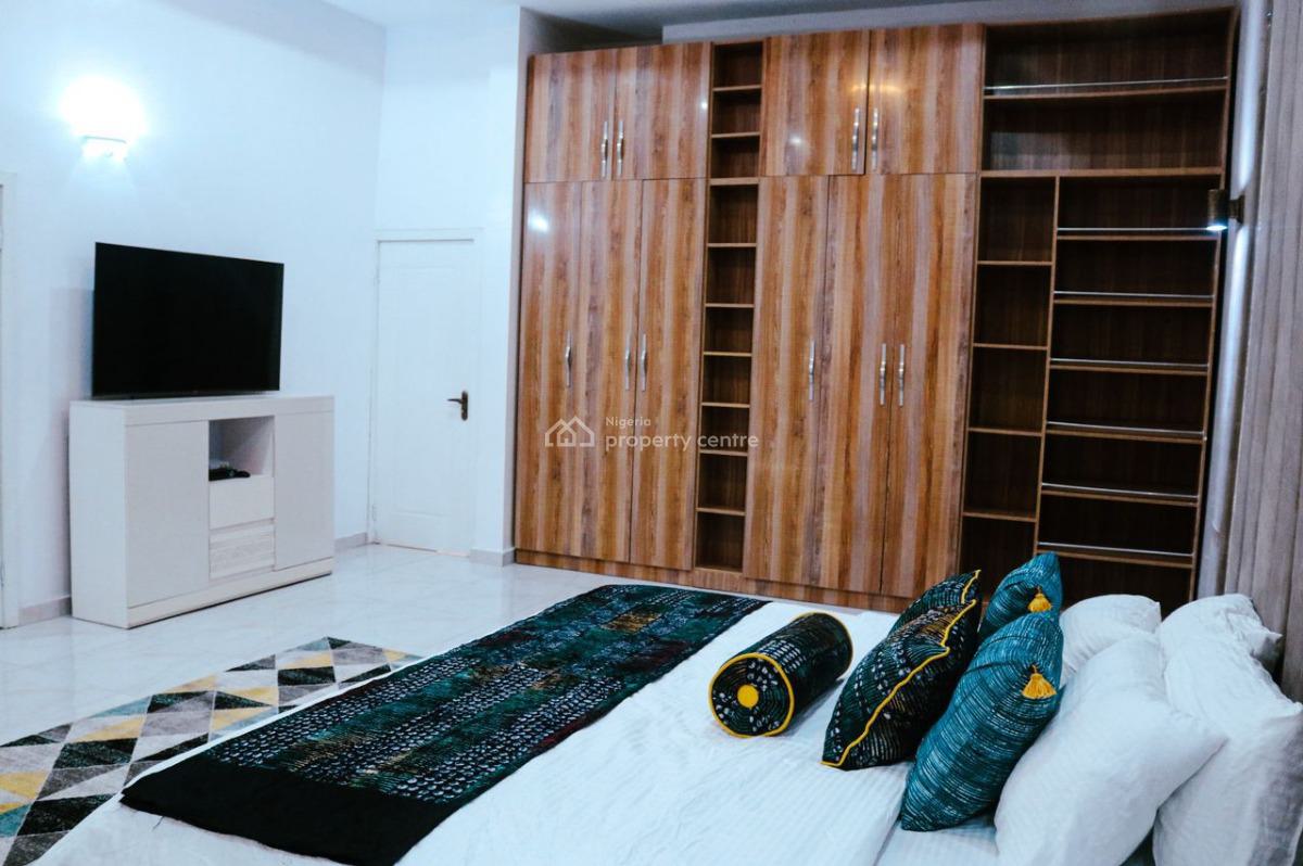 Luxuriously Fully Furnished 4 Bedroom Duplex, Chevron, Lekki Phase 2, Lekki, Lagos, Semi-detached Duplex Short Let