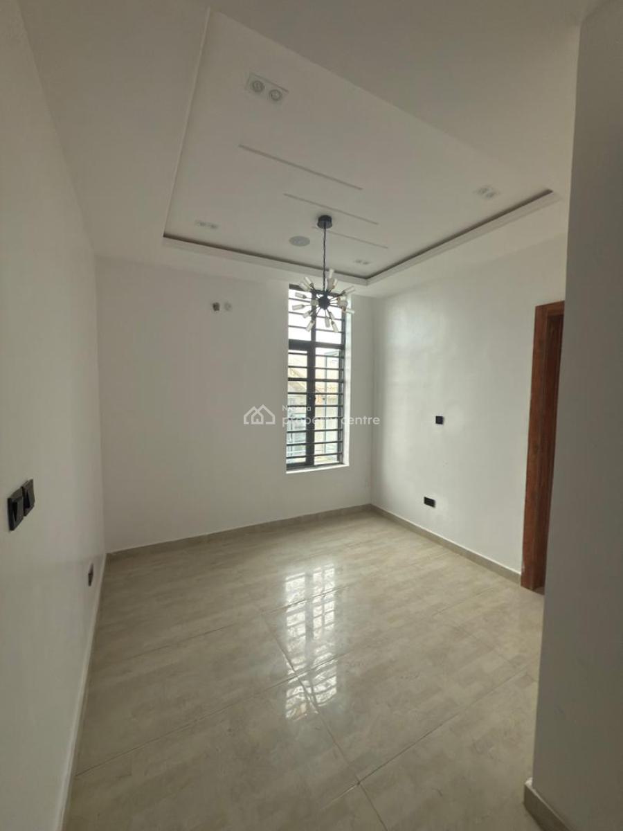 Amazing 5 Bedroom Duplex with a Bq in a Secured Vicinity, Lekki Phase 1, Lekki, Lagos, House for Sale