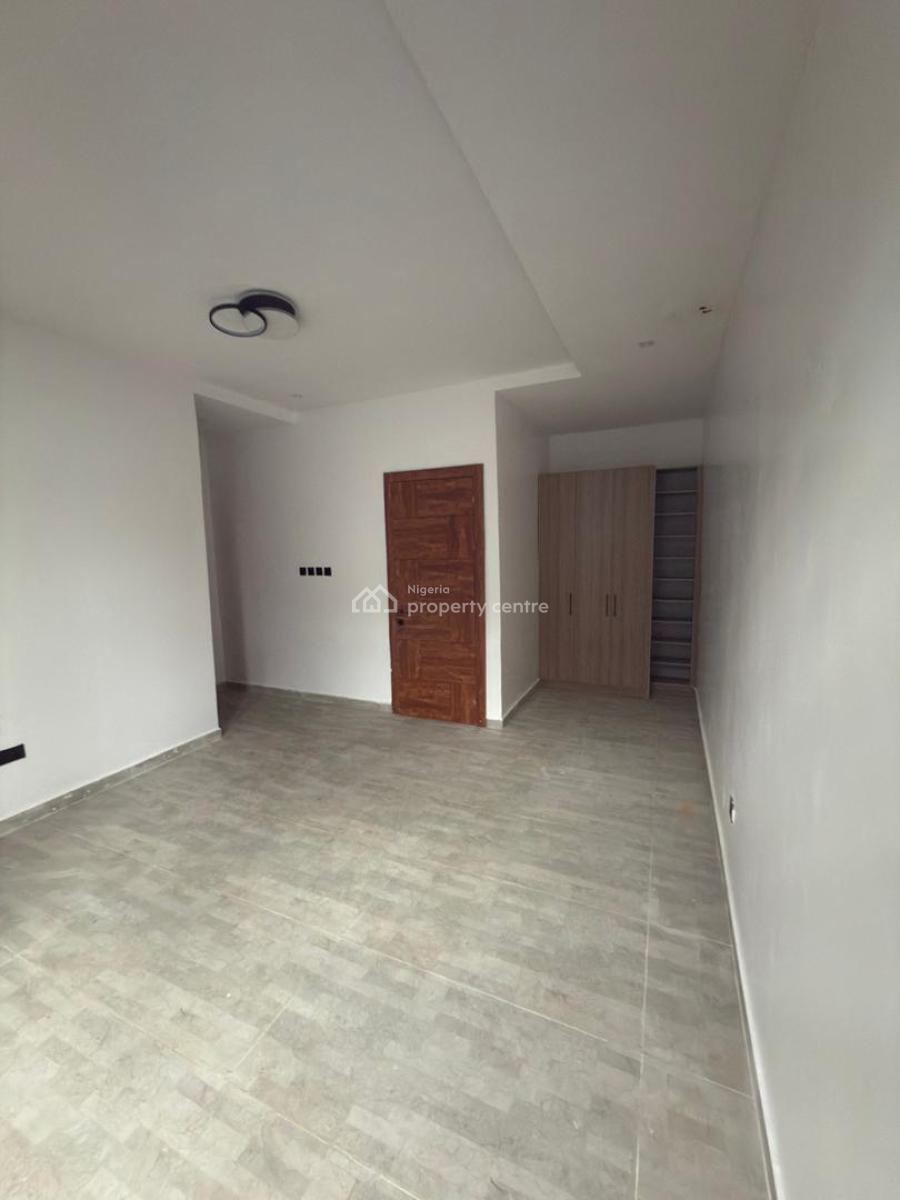 Amazing 5 Bedroom Duplex with a Bq in a Secured Vicinity, Lekki Phase 1, Lekki, Lagos, House for Sale