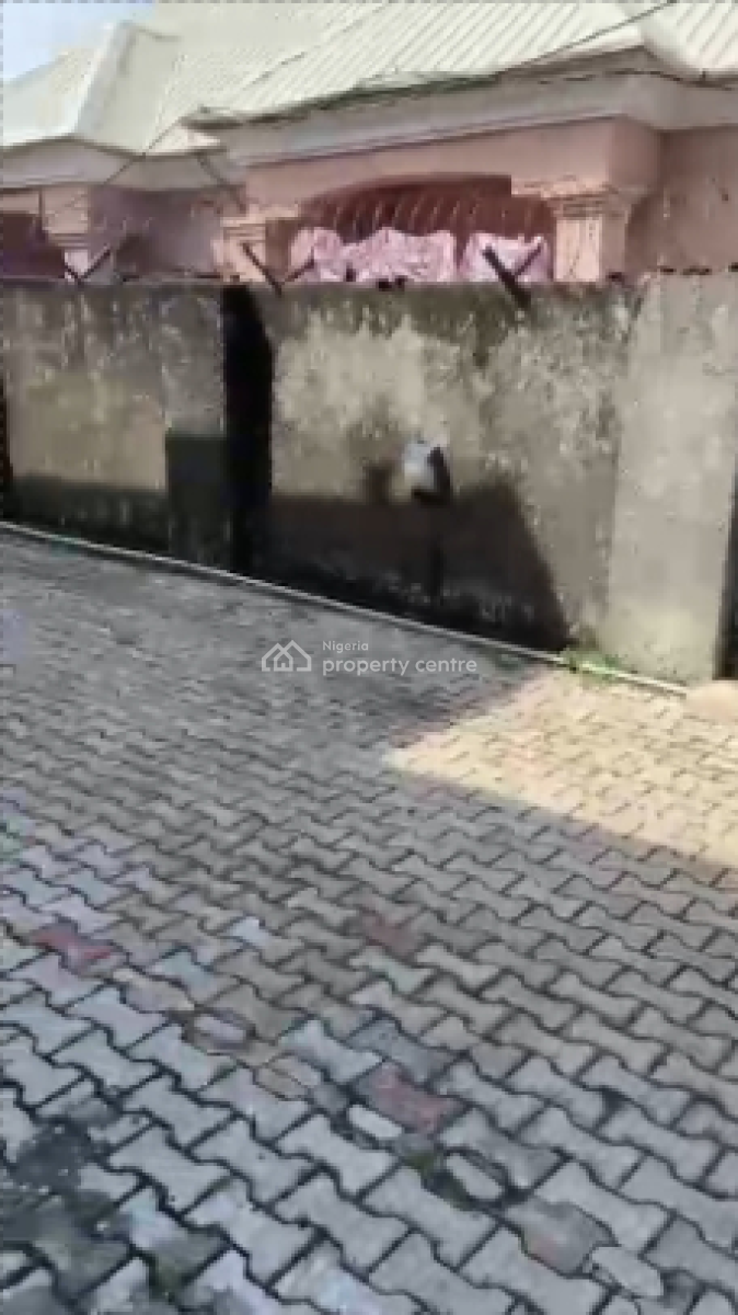 3bedroom Apartment at Apo Resettlement, Apo, Apo Resettlement, Apo, Abuja, Flat / Apartment for Rent