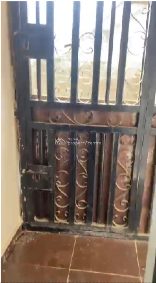 3bedroom Apartment at Apo Resettlement, Apo, Apo Resettlement, Apo, Abuja, Flat / Apartment for Rent