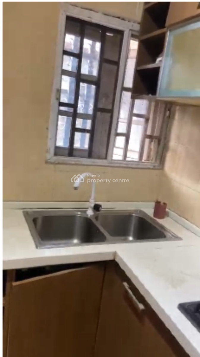 3bedroom Apartment at Apo Resettlement, Apo, Apo Resettlement, Apo, Abuja, Flat / Apartment for Rent