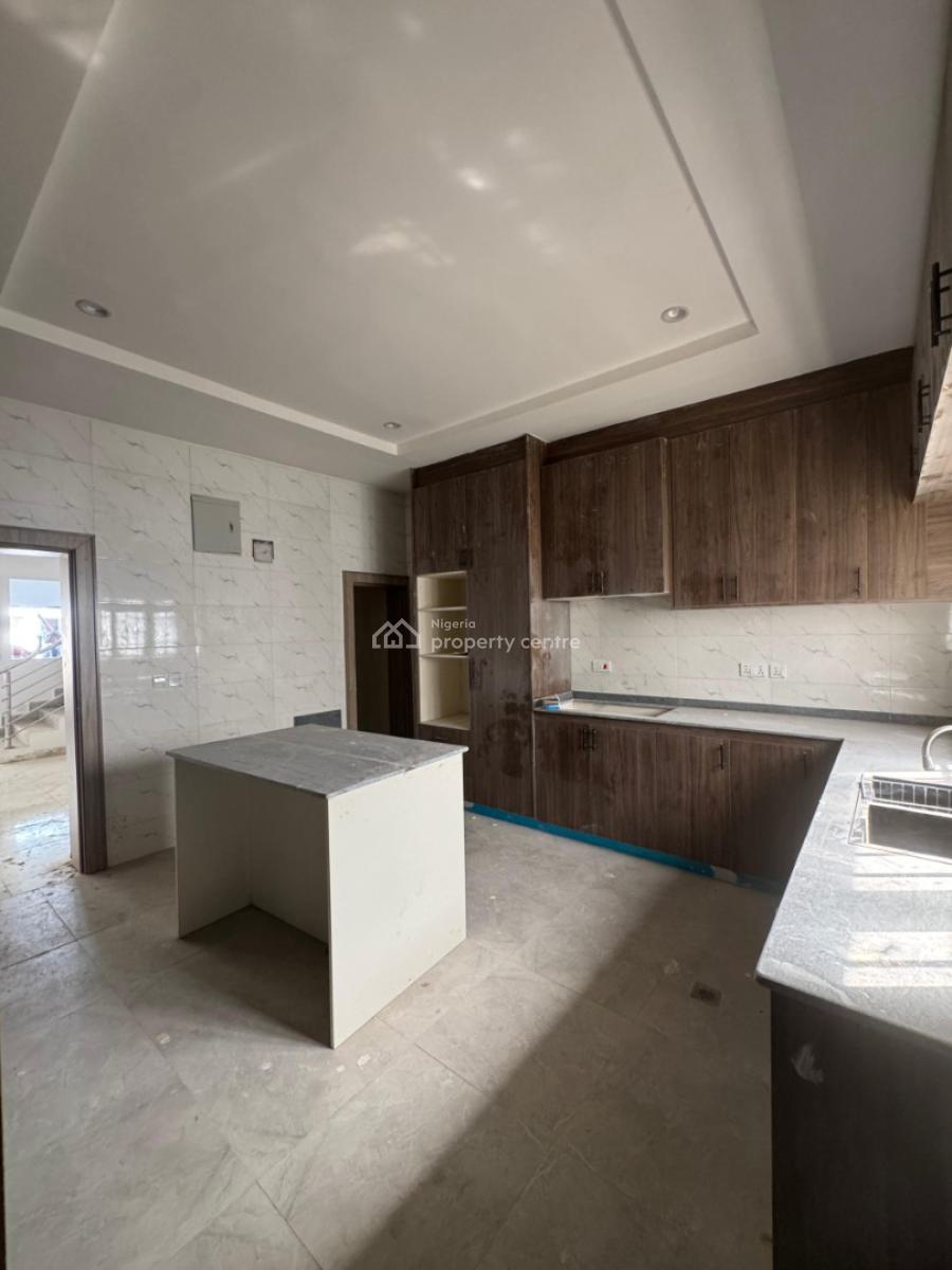 Luxury Spacious 4bedrooms Terrace Duplex+bq on a Tarred Road., Life Camp, Abuja, House for Rent