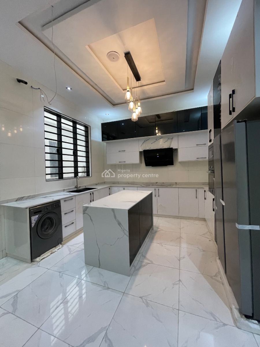 Beautiful Contemporary 5 Bedroom Detached Duplex + Bq & Pool for Grab, in a Well Secured Estate, Chevron, Lekki, Lagos, Detached Duplex for Sale