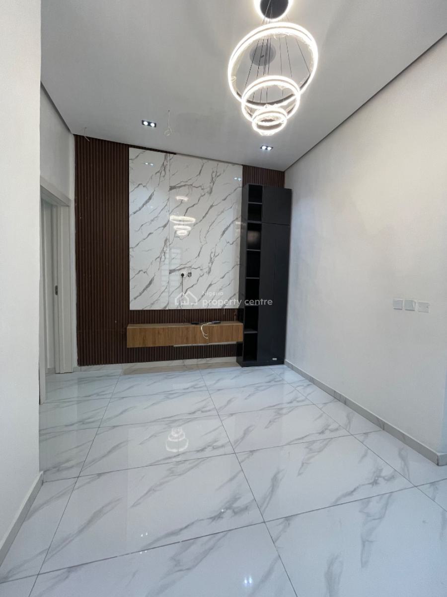 Beautiful Contemporary 5 Bedroom Detached Duplex + Bq & Pool for Grab, in a Well Secured Estate, Chevron, Lekki, Lagos, Detached Duplex for Sale